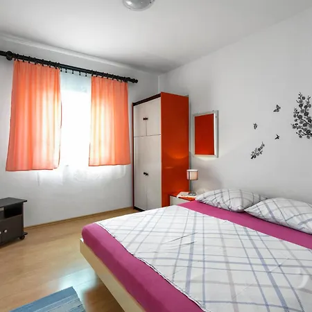 Amazing In With Kitchen *